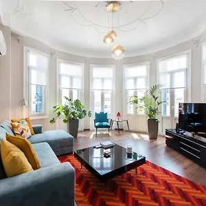  Apartment Fandango By Halu!, Gorgeous Neoclassical Next To Metro Station Greece